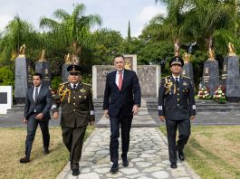 Llama Gobernador a honrar a los Niños Héroes con la construcción de un mejor país
