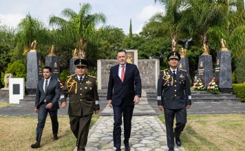 Llama Gobernador a honrar a los Niños Héroes con la construcción de un mejor país
