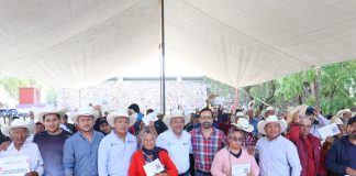 El Secretario de Desarrollo Agropecuario apoya con semilla e implementos agrícolas a productores de Colón