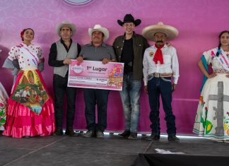 Premia Rodrigo Monsalvo a ganadoras de La Flor más Representativa del Campo 2026