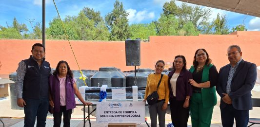 Entrega Secretaría del Trabajo equipamiento para el autoempleo en Colón