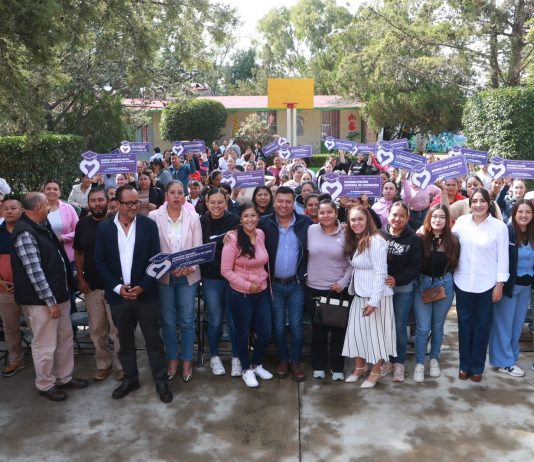 Jairo Morales fortalece 25 escuelas y a más de 9 mil estudiantes