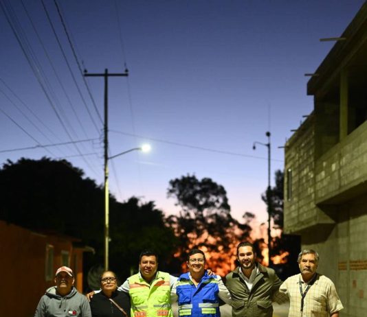 Jairo Morales entrega nueva calle en Buenavista