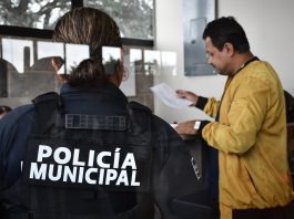 El Marqués promueve la prevención del cáncer de mama entre mujeres policías