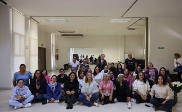 Imparte Car Herrera Taller de Sonoterapia en Casa de la Mujer