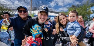 Rodrigo Monsalvo acerca servicios gratuitos y actividades familiares a Paseos del Marqués
